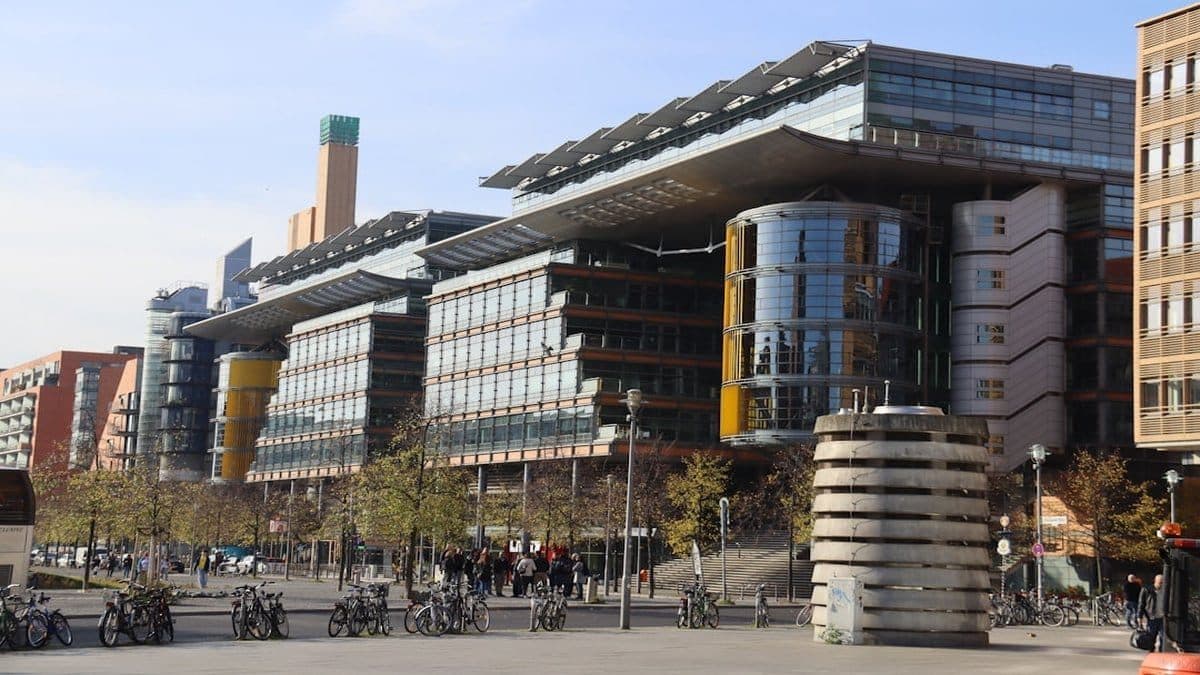 SOAS University of London campus