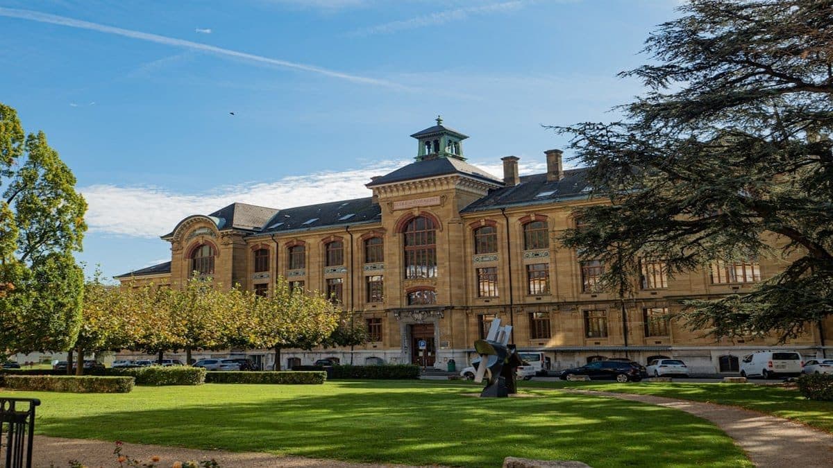Oxford Brookes University campus